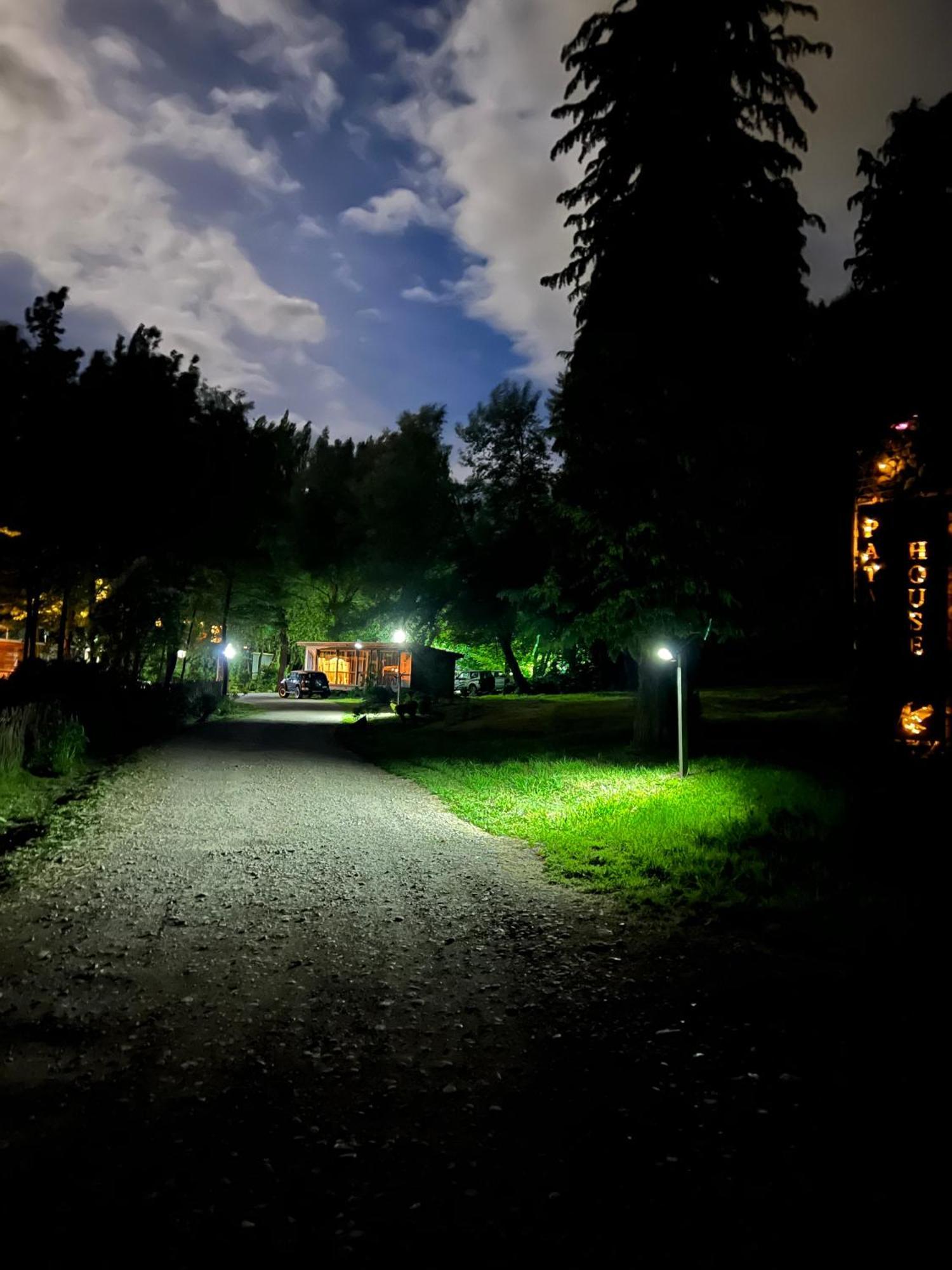 Hotel Patagonia House Coyhaique Bagian luar foto